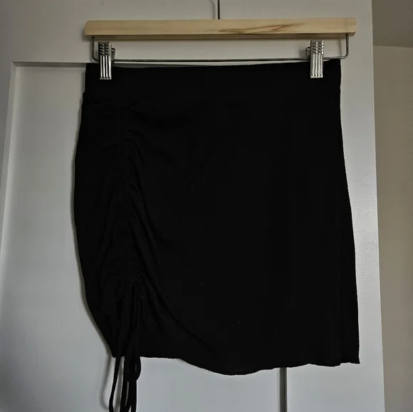 Mini Skirt - Picture 3 of 3
